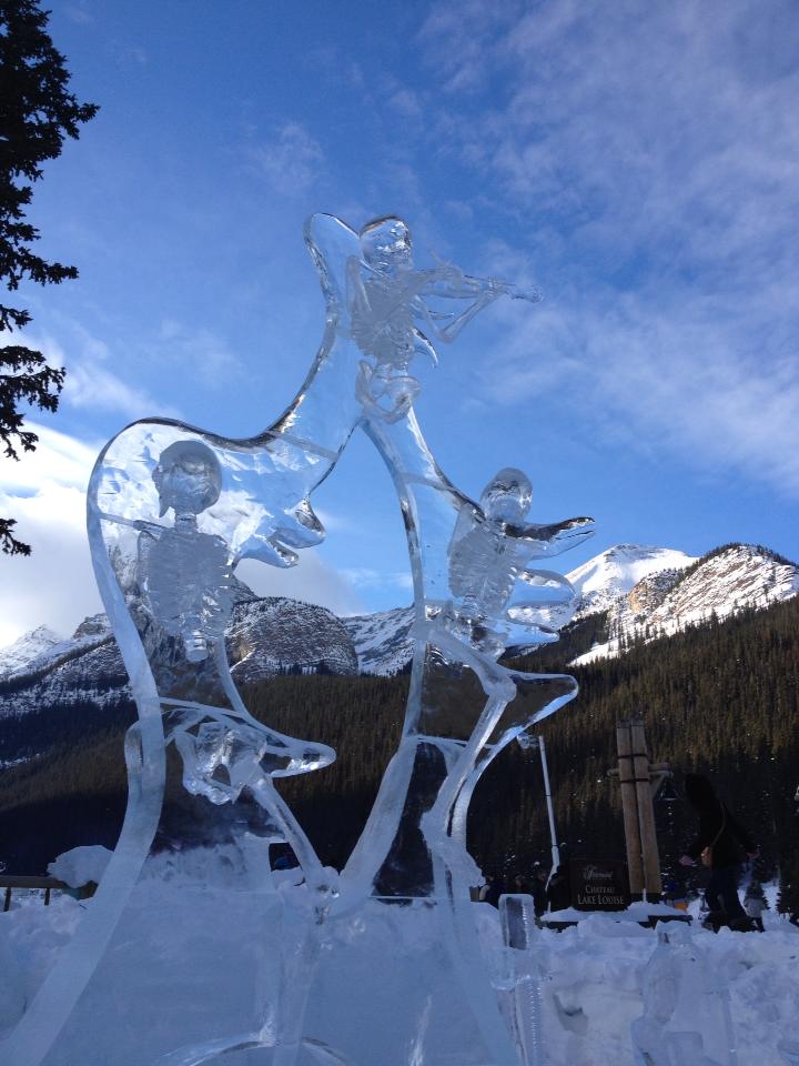 Wilfred Stijger & Edith Van de Wetering ice snow sculptue